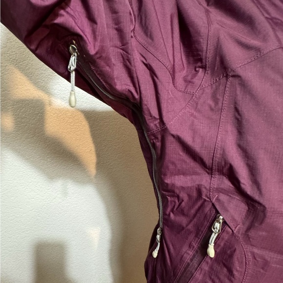 Outdoor Research  Women’s Stormbound Down Ski Jacket Size XS - Picture 8 of 14